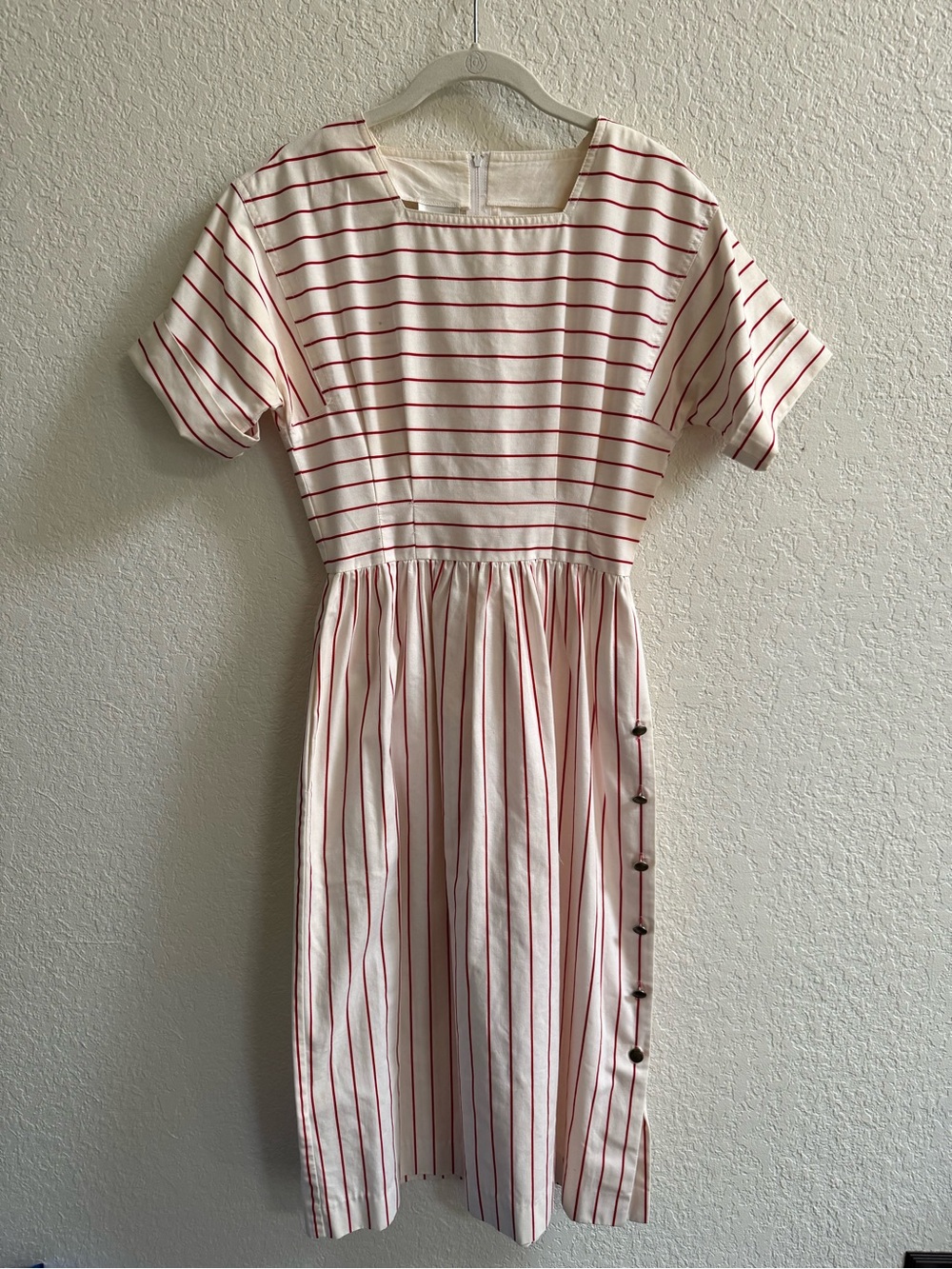 Knights Ltd. 1990s Vintage Petite White Dress with Red Stripes